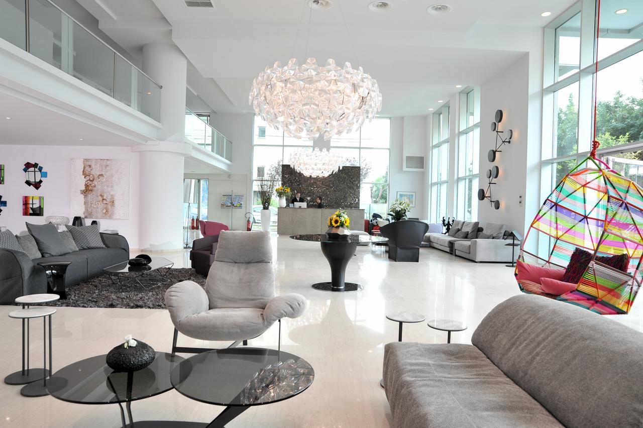 Athenaeum Palace & Luxury Suites Atenas Exterior foto